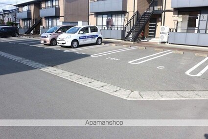 ウエストアベニュー[2LDK/55.89m2]の駐車場