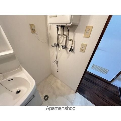 アルバアシャリア奥本ビルの内装写真