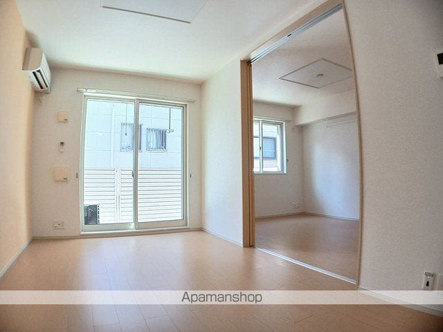 クリスタル グランツの内装写真