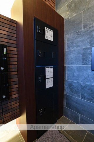 CASAAT月寒中央の玄関写真