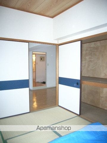 セカンドタウンの内装写真
