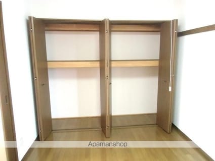 フォレスト楢山[1LDK/32.85m2]の収納
