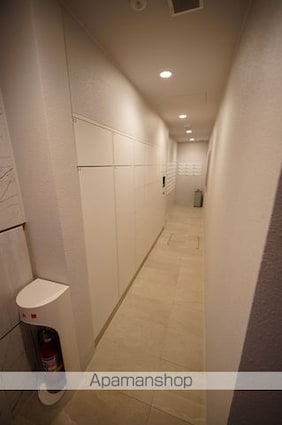 市谷台町坂フロント[1LDK/39.09m2]の共用部4