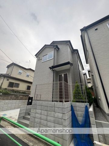 練馬区 2階建 築4年の外観写真