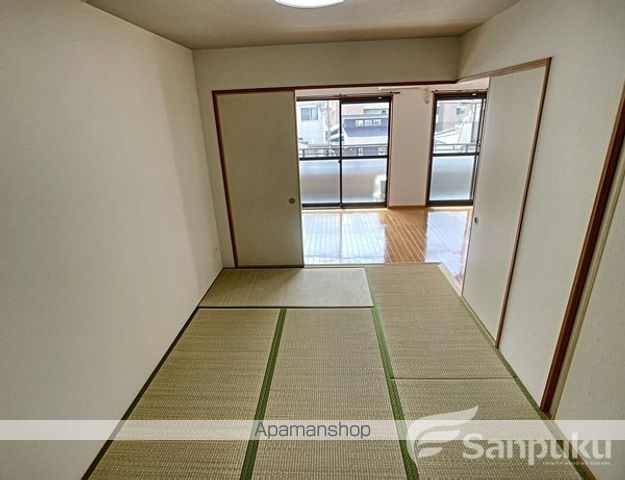 サンヴァリエ岩崎の内装写真