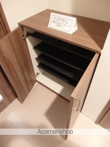 RAGUSA N5W17 Aの内装写真