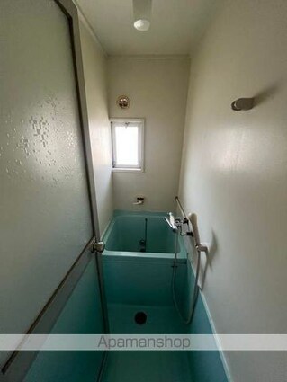 和歌山県和歌山市六十谷[2K/30.42m2]のバス