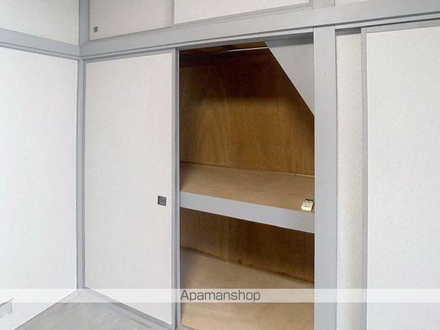 鎌須賀茶屋戸建の内装写真