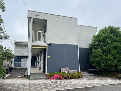 レオパレスメルベーユ松原[1K/22.02m2]の外観1