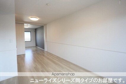 グリーンフィール[2LDK/59.55m2]のリビング・居間1