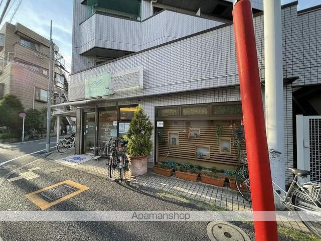 フローレンス山本の外観写真