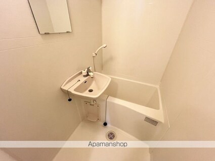 レオパレスファースト[1K/23.71m2]のバス