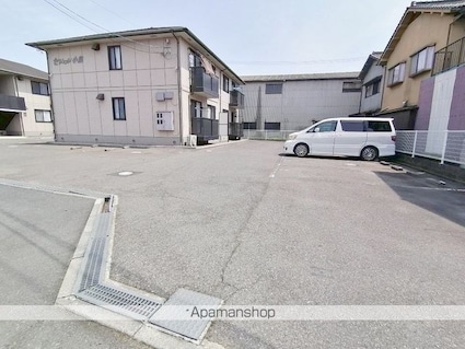 セジュール小泉　Ａ棟[2LDK/53.72m2]の駐車場