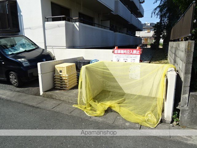 プラザオーキッドの外観写真