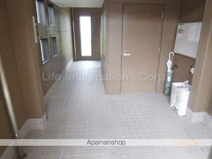 ピュアＩＮＮ２１[3LDK/61.05m2]の共用部8