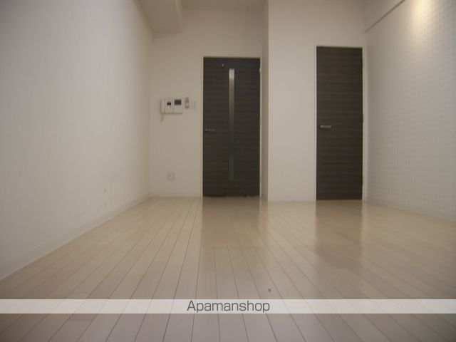 レジディア京町堀の内装写真