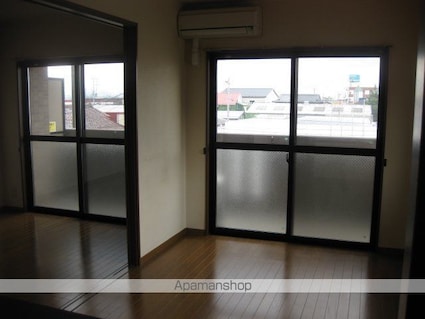 ユニティー・プラスパーⅡ[1LDK/42.9m2]のリビング・居間1