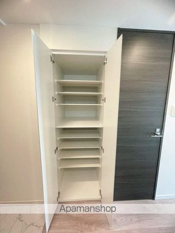 S−RESIDENCE宇品5丁目IIの内装写真