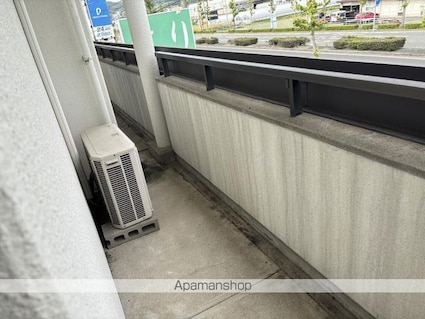 香川県高松市国分寺町新居[6DK/145.4m2]のバルコニー