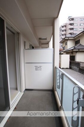 ルネスロマネガーデン[1R/32.2m2]のバルコニー