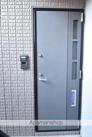 高島マンションの外観写真