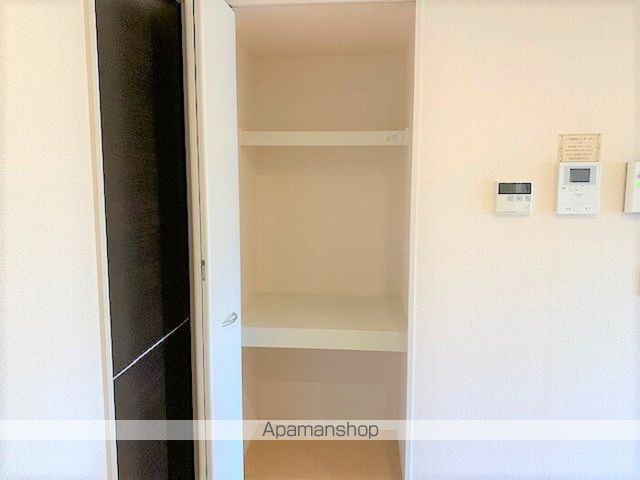 サンシャインホームズIIIの内装写真