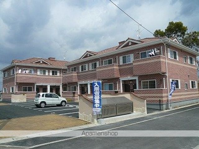 ヨーロピアンシャレー葉山台 弐番館の外観写真