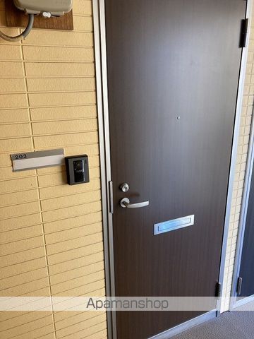 クレセントシエルの玄関写真