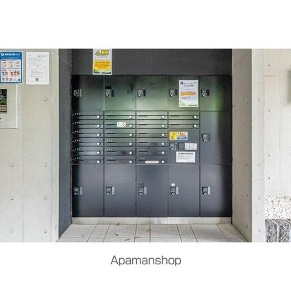 ウェルスクエアイズム高円寺[1LDK/40.06m2]のロビー1
