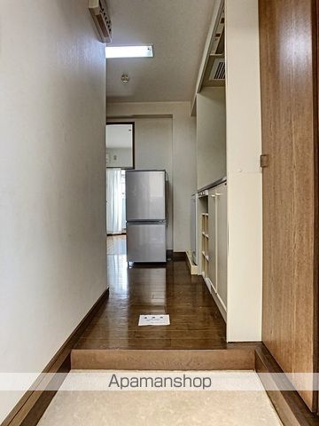 レディースキャステルの内装写真