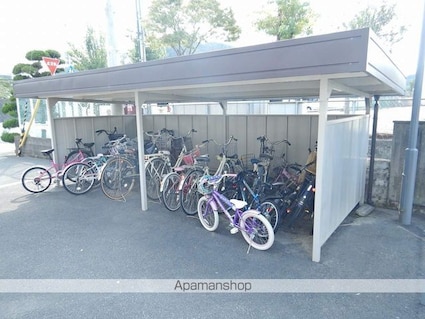 徳島県徳島市八万町橋本[3DK/50m2]の共用部1