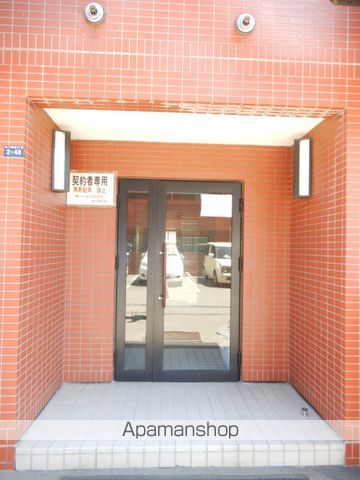 東洋ハイツ A棟の玄関写真
