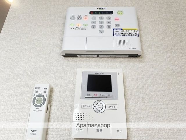 プティ・アンジュの内装写真