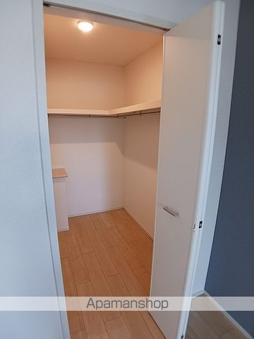 シャルマンジャンIVの内装写真