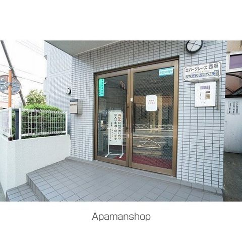 エバーグレース西府の玄関写真