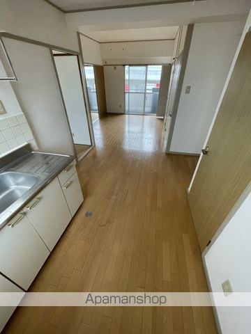 コルミー本郷の内装写真