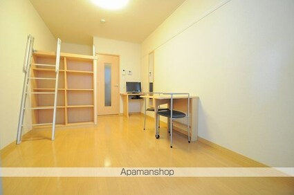 レオパレスポートサイド弁天[1K/19.87m2]のリビング・居間