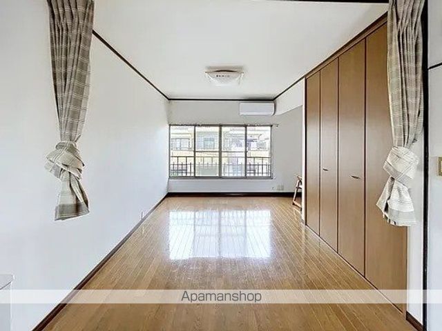 小滝アパートの内装写真