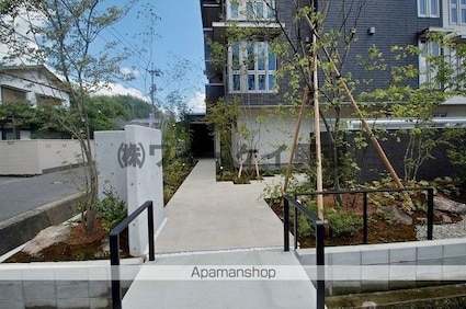 アルネスト[1LDK/50.71m2]のエントランス