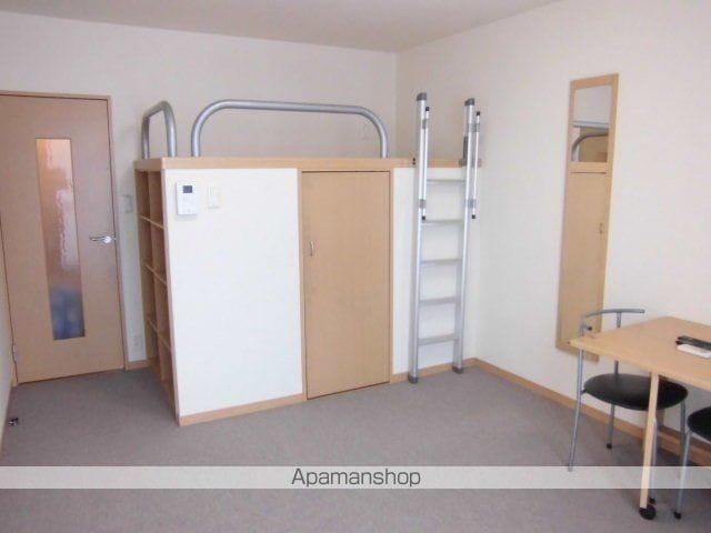 レオパレスラ フォンティーの内装写真