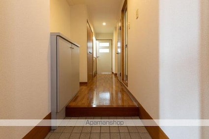 ロゼ花ノ宮[1K/36m2]の玄関