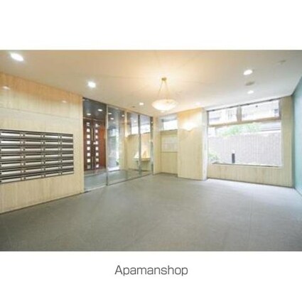 マーシュフィールド四番町[1SLDK/64.74m2]の共用部3