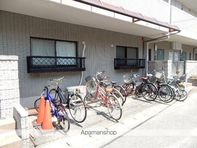 レジデンス泉の外観写真