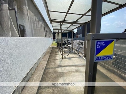 グリーンヒルズ片山[2LDK/56.7m2]の共用部2