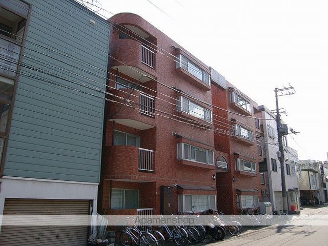 プレサント南8西8の外観写真