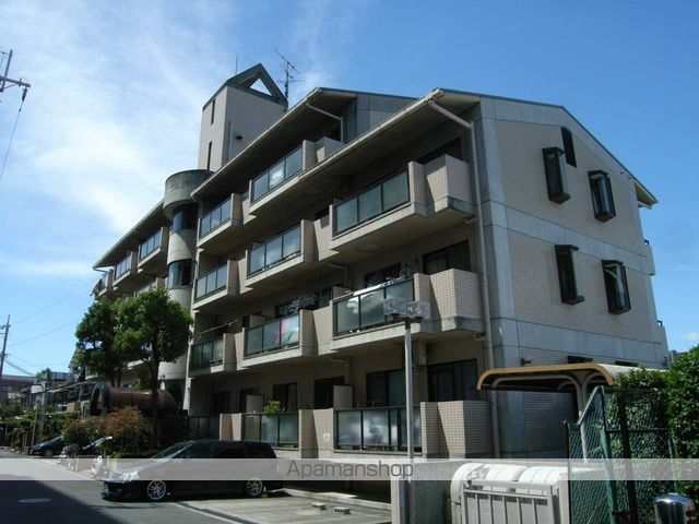 ロイヤルハイツ松ヶ丘の外観写真