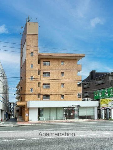 ワールドホンダ福岡ビルの外観写真