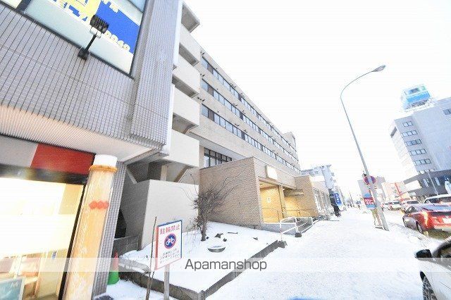 栄町スクエアビルの外観写真