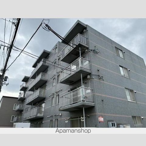 ローヤルハイツ菊水元町の外観写真