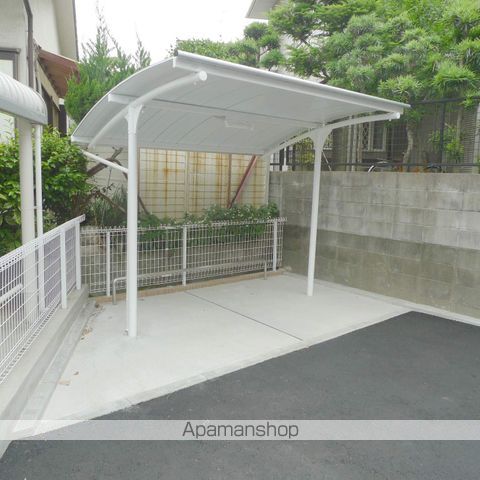 コーポ 吉塚の玄関写真